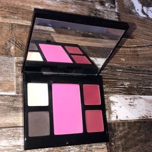 Bobbi Brown eyeshadow palette